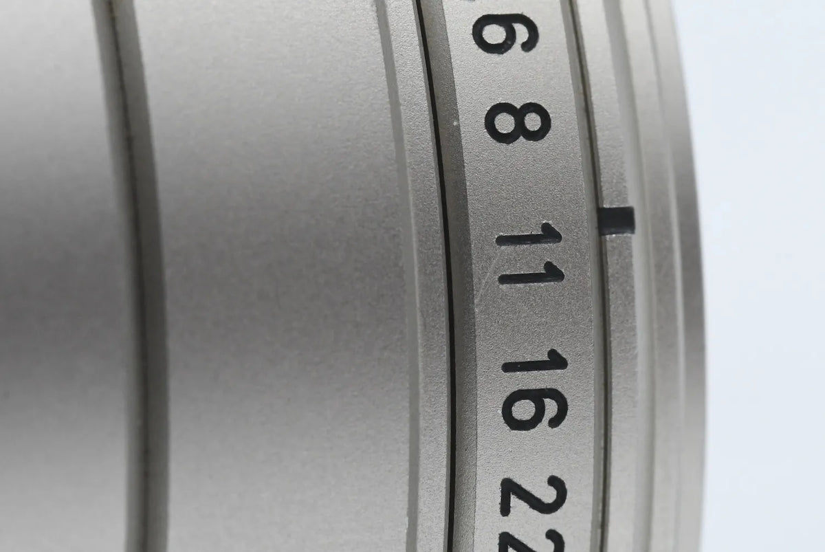 Contax G1 avec objectif Carl Zeiss Biogon 28mm f/2.8 T* – Camera Exchange