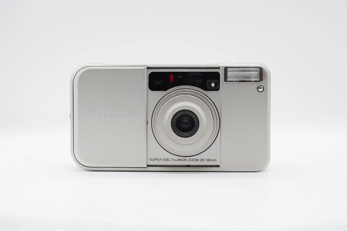 フィルムカメラ Fujifilm CARDIA mini TIARA FUJIFILM CARDIA mini TIARA ZOOM SN. 90301148 – FILMCAMERA TOKYO