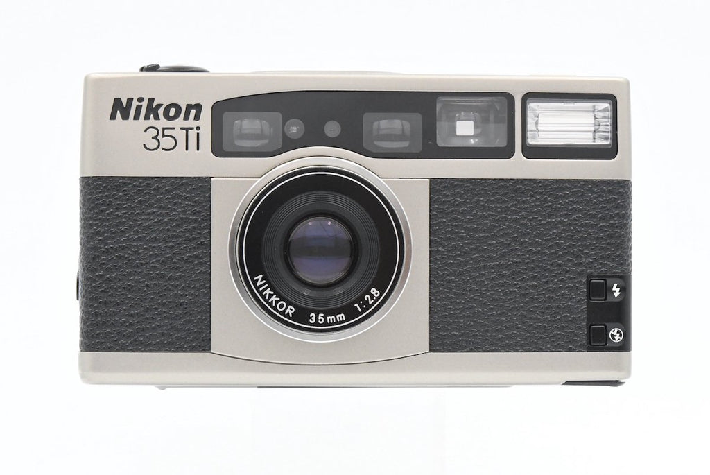 Nikon 35Ti SN. 4004404