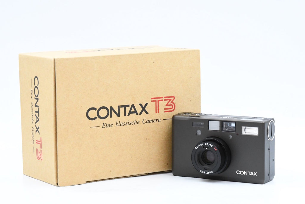 CONTAX T3 Titanium Black Early Model SN. 018351