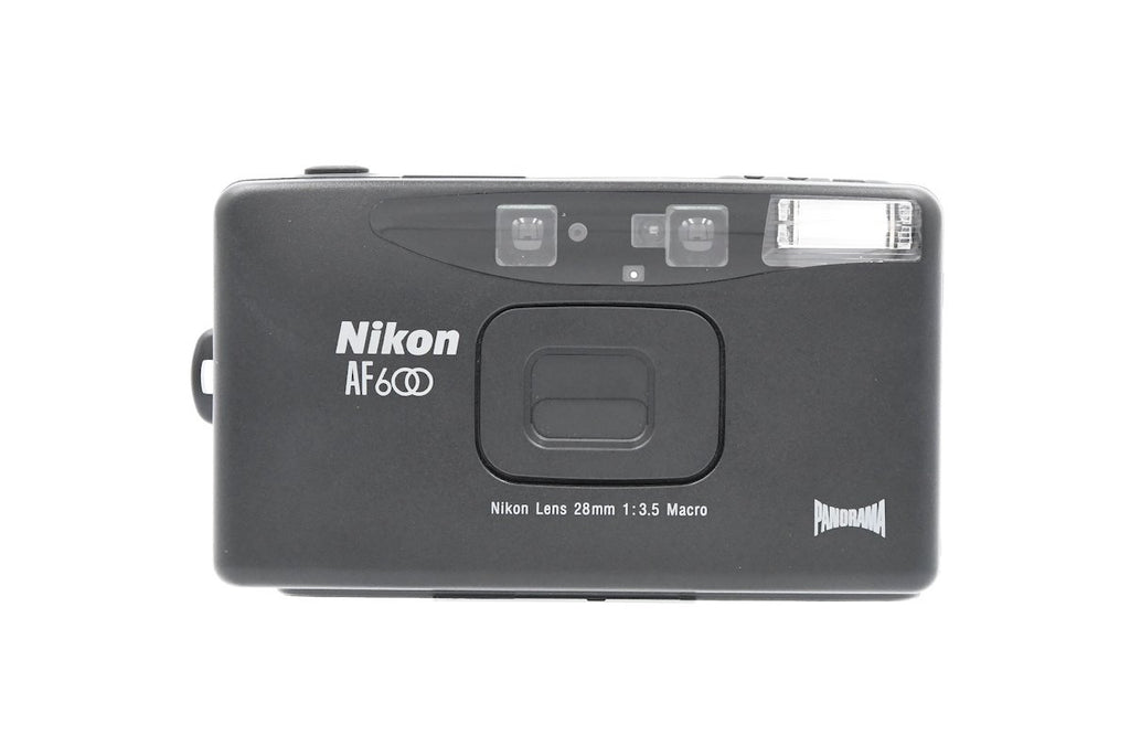 Nikon AF600 SN. 4081547