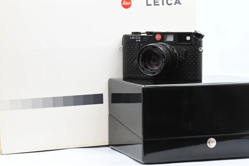 Leica M6 EIN STUCK LEICA SN. 2300448