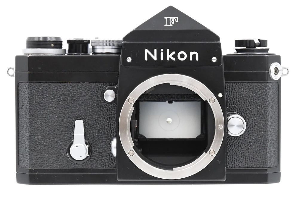Nikon F Eye Level Black SN. 6893918