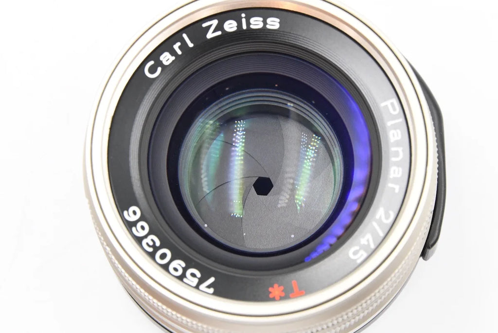 CONTAX Carl Zeiss Planar 45mm F2 T* (G) SN. 7590366