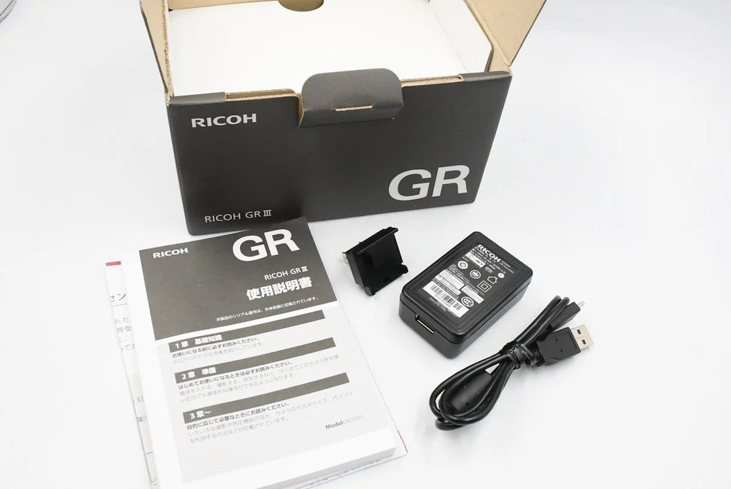 RICOH GRIII SN. 0060853