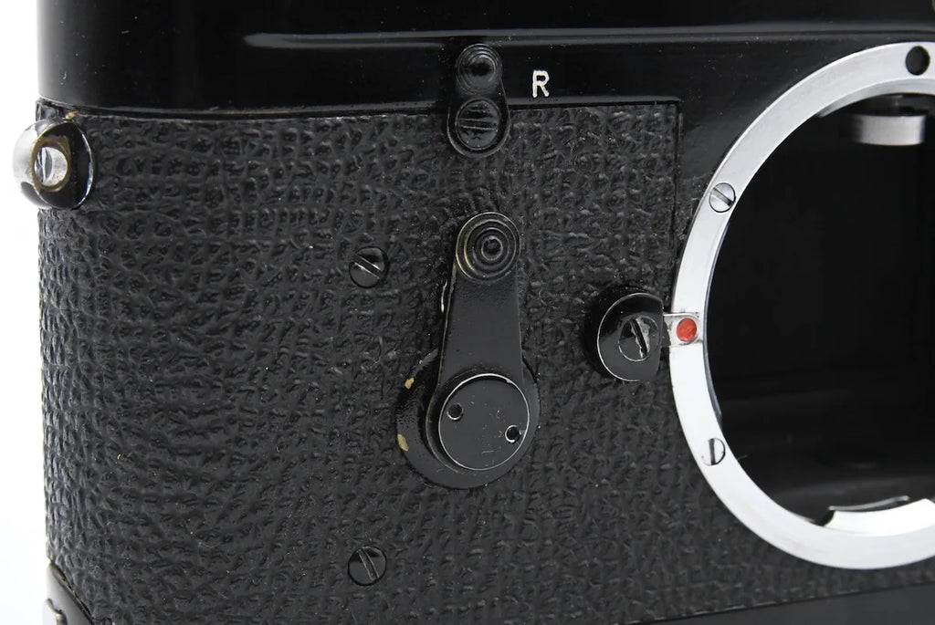 Leica M2 Black repaint SN. 1099290