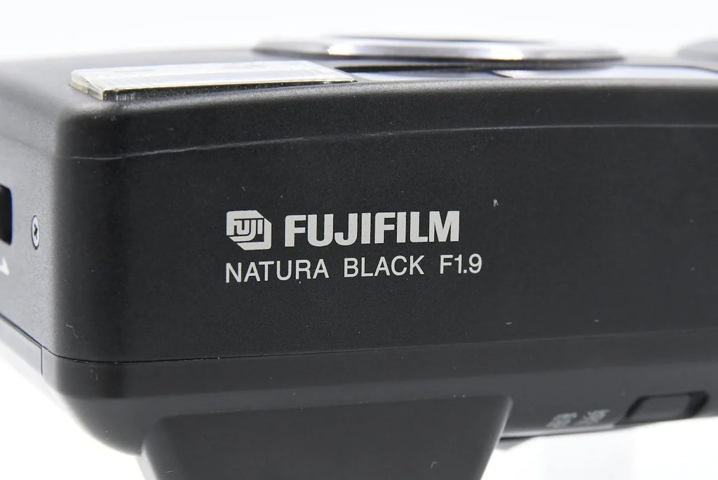 FUJIFILM NATURA BLACK F1.9 SN. 4010771