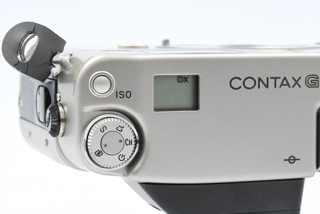 CONTAX G2 SN. 033579