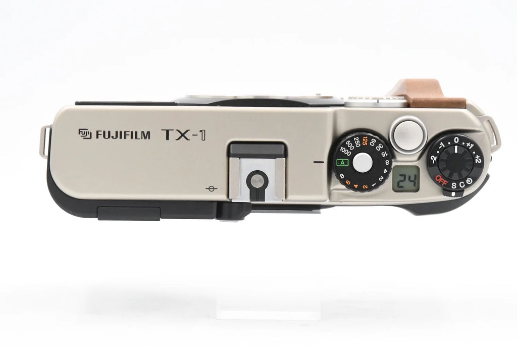 FUJIFILM TX-1 SN. 8080103