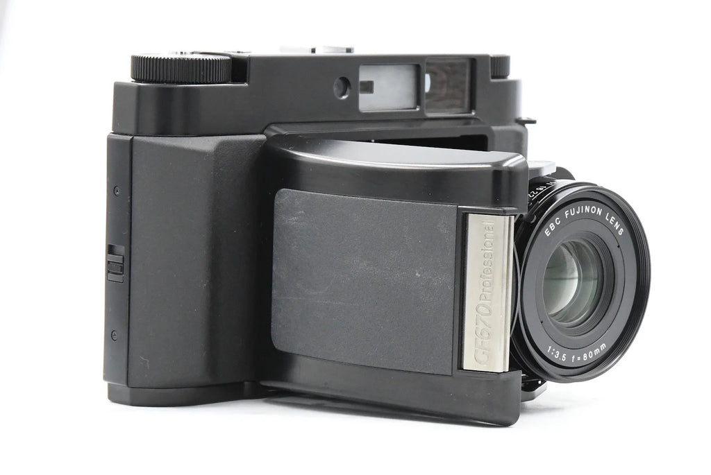 FUJIFILM GF670 Professional Black SN. 12102906