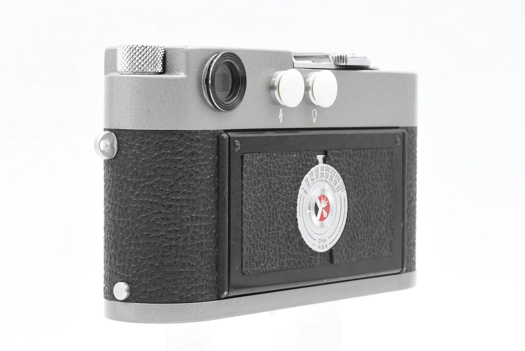 Leica M2 hammertone repaint SN. 1019411