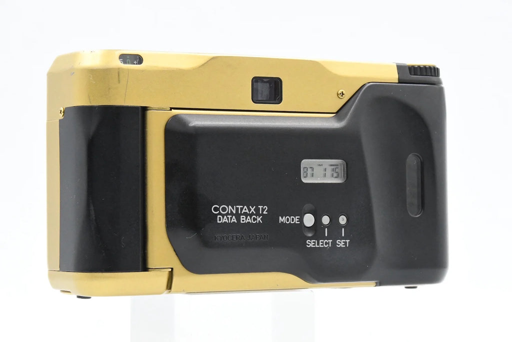 CONTAX T2D Titanium Gold SN. 155436