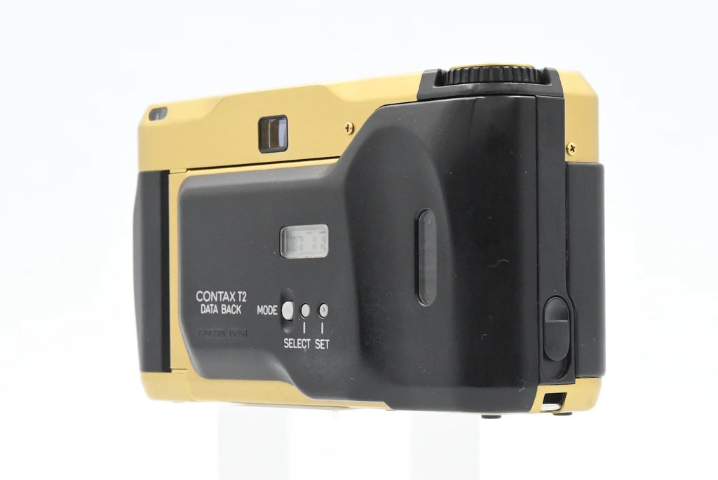 CONTAX T2D Titanium Gold SN. 155436