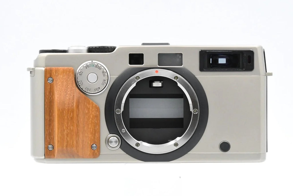 FUJIFILM TX-1 SN. 8040216