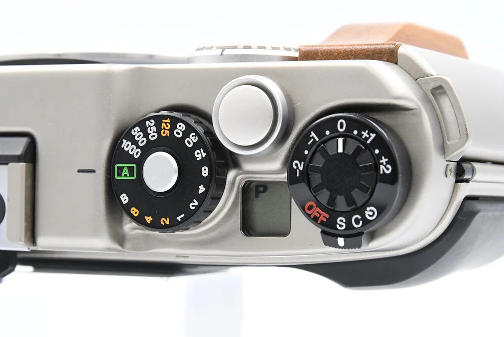 FUJIFILM TX-1 SN. 8040216