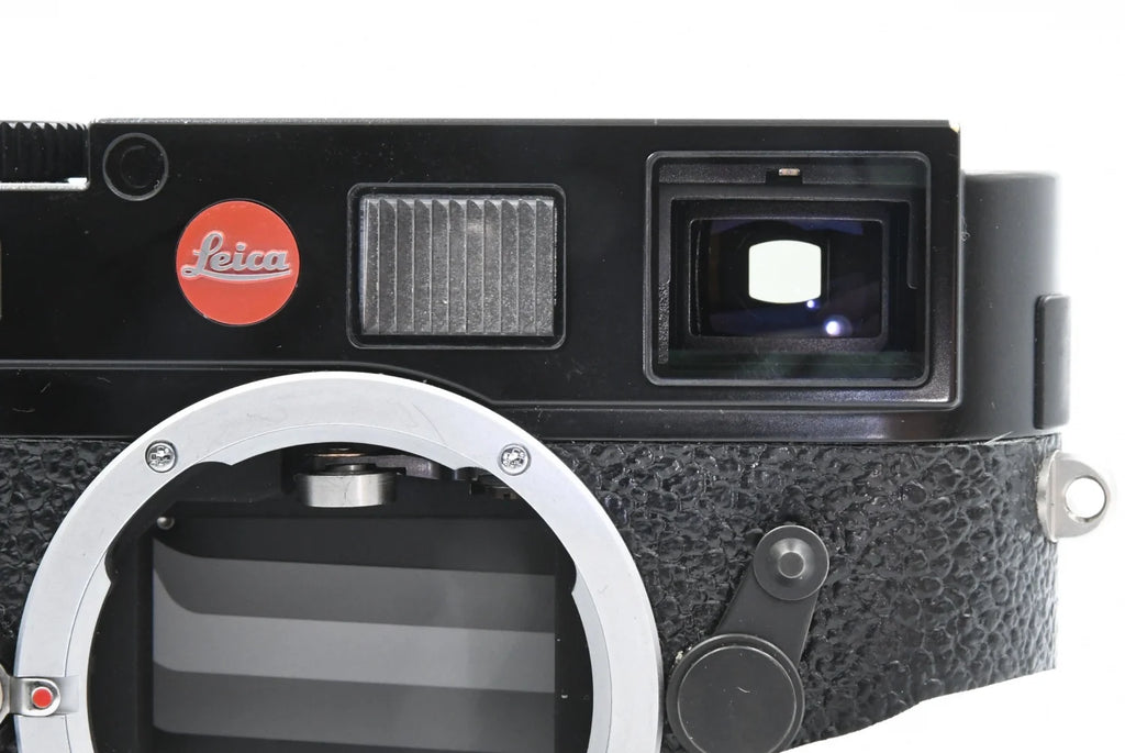 Leica M9 Black Paint (sensor glass-replaced serviced) SN. 3842125