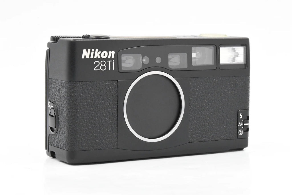 Nikon 28Ti SN. 5009200