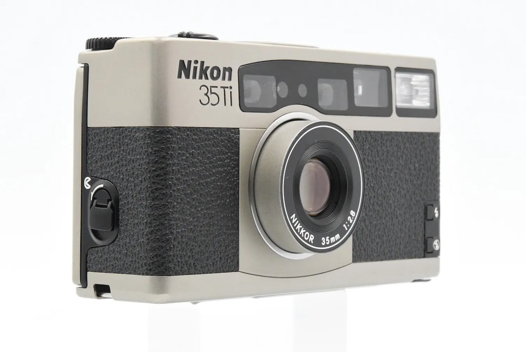 Nikon 35Ti SN. 5005818