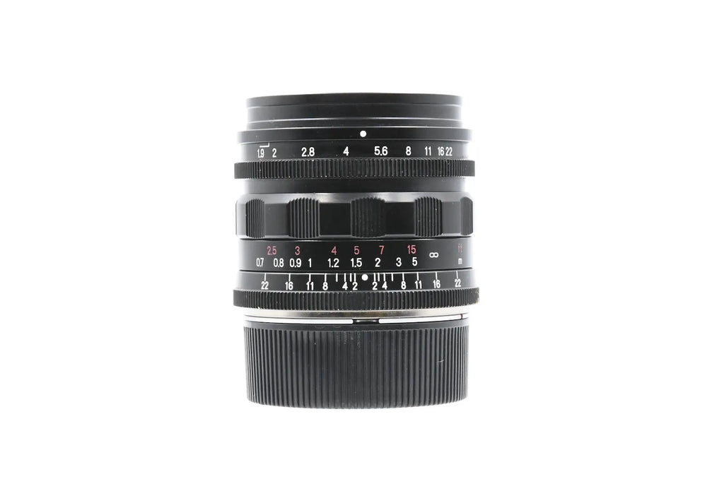 Voigtlander ULTRON 28mm F1.9 ASPHERICAL Black (L) SN. 9212070