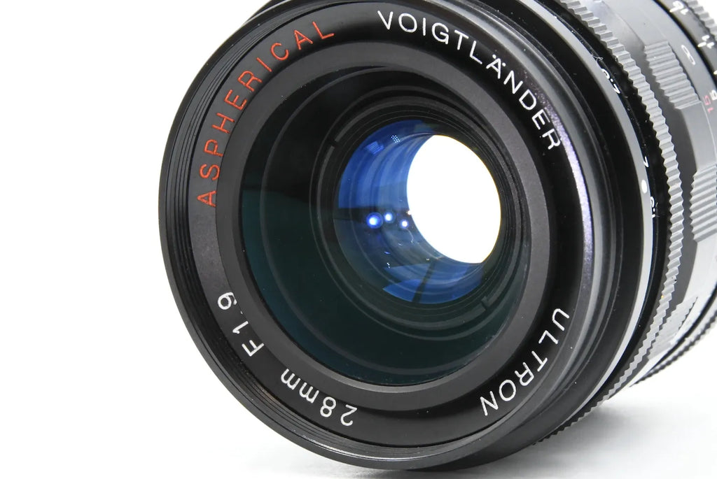 Voigtlander ULTRON 28mm F1.9 ASPHERICAL Black (L) SN. 9212070