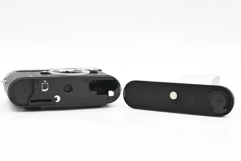 Leica M9-P Black Paint (sensor glass-replaced serviced) SN. 4417562