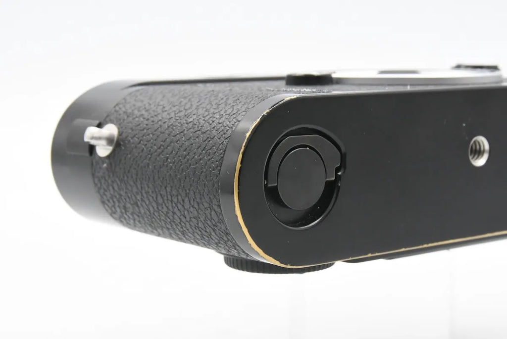 Leica M9-P Black Paint (sensor glass-replaced serviced) SN. 4417562