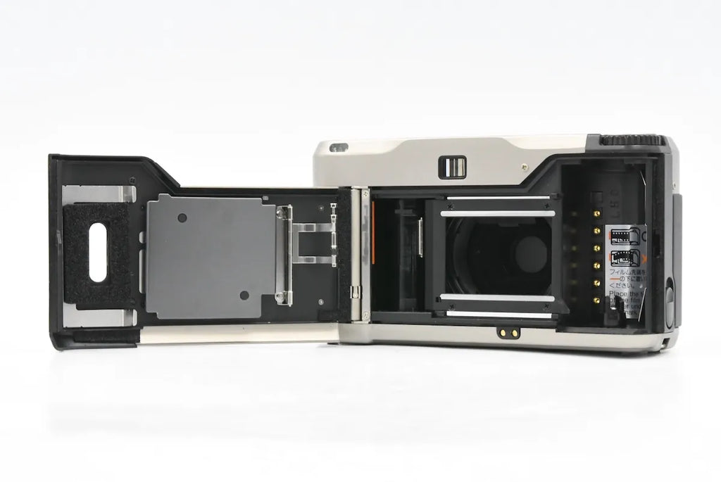 CONTAX T2 SN. 157972