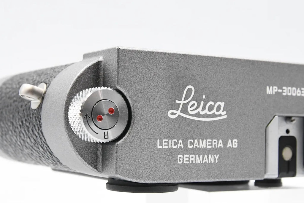 LEICA MP + LEICAVIT ANTHRACITE LIMITED SN. 3006386