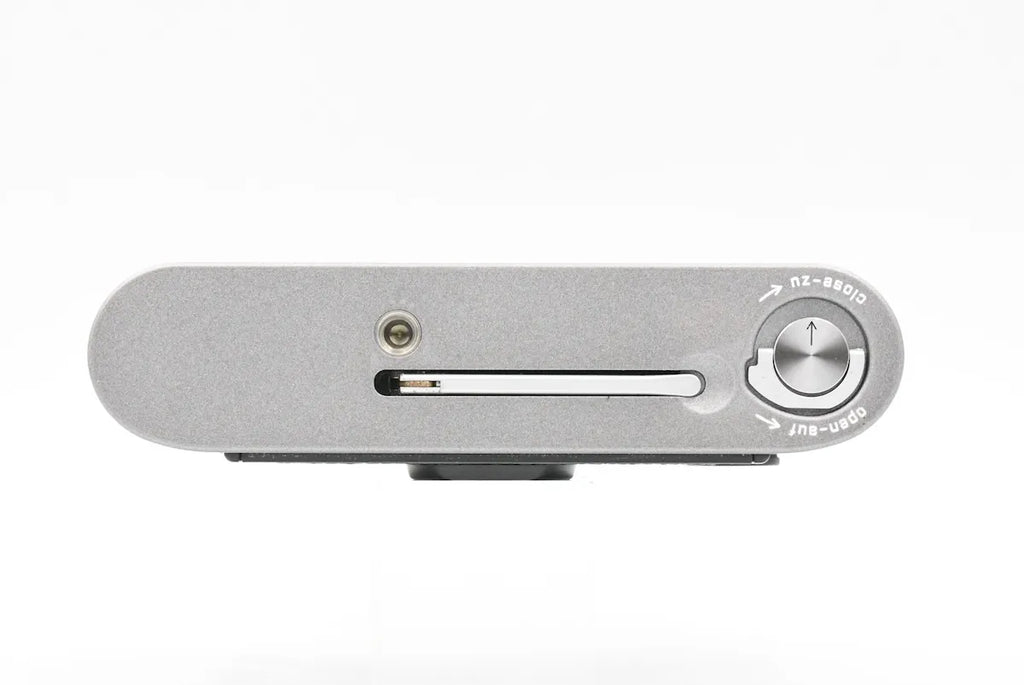 LEICA MP + LEICAVIT ANTHRACITE LIMITED SN. 3006386