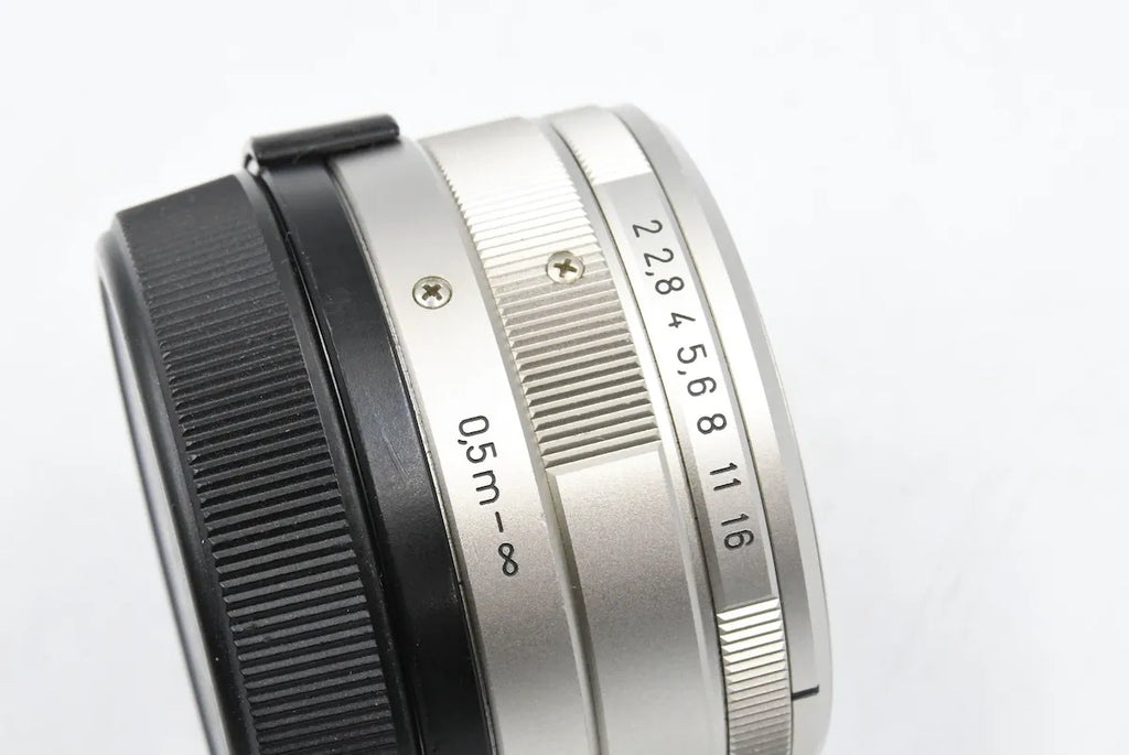 CONTAX Carl Zeiss Planar 35mm F2 T* (G) SN. 8033325