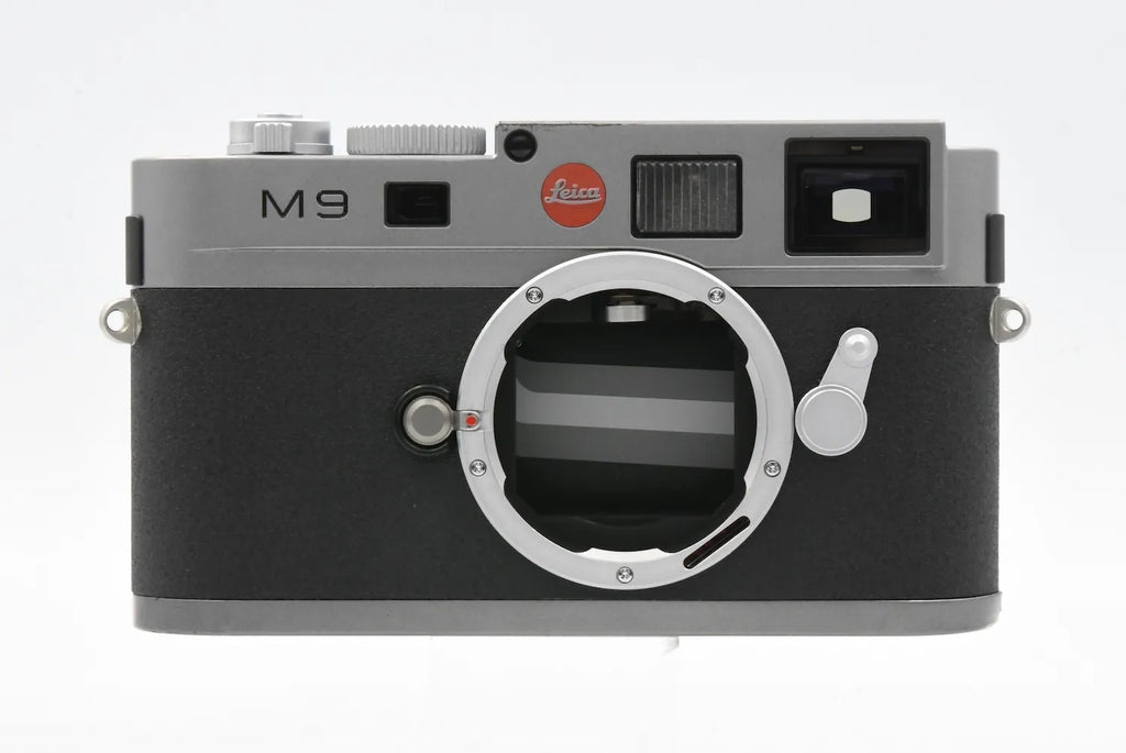 Leica M9 Steel Grey (sensor glass-replaced serviced) SN. 3842250