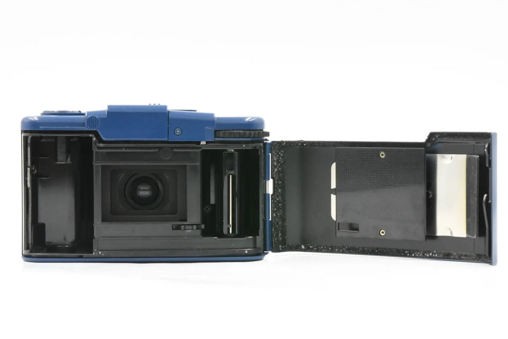OLYMPUS XA2 BLUE SN. 4717894