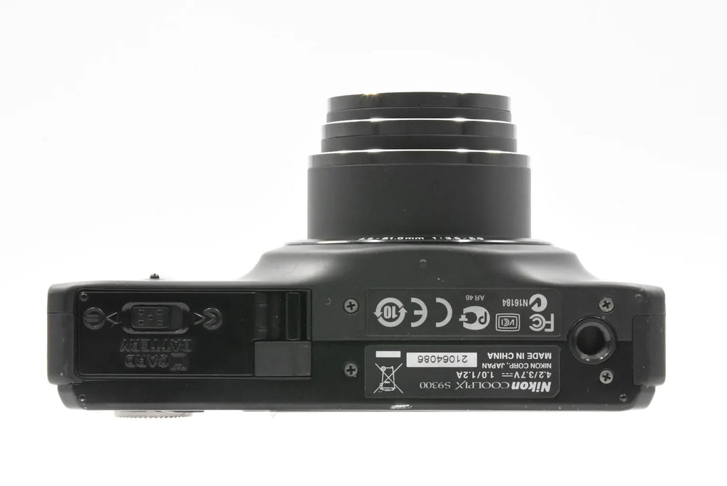 Nikon COOLPIX S9300 SN. 21064086