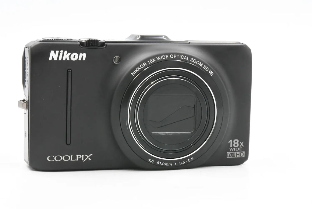 Nikon COOLPIX S9300 SN. 21064086