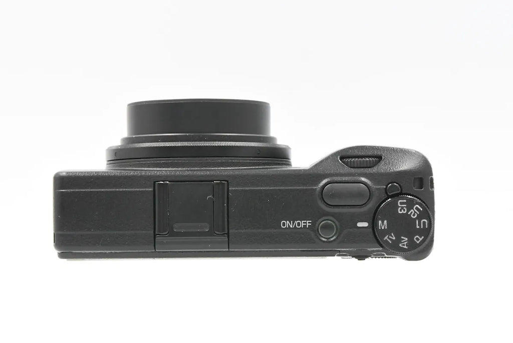 RICOH GRIII SN. 0060574