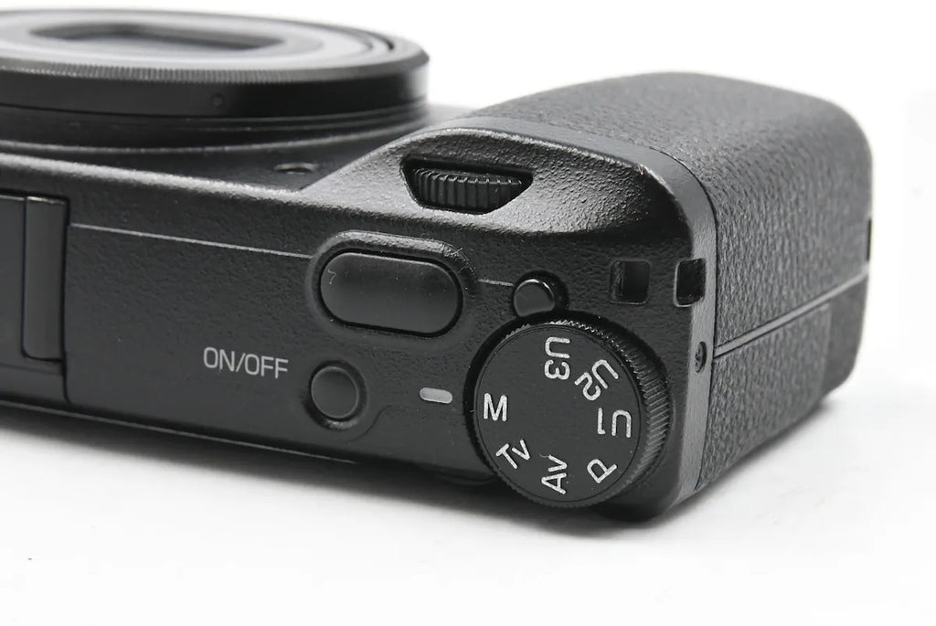 RICOH GRIII SN. 0060574