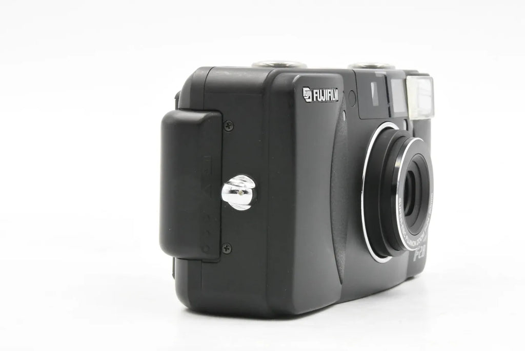 FUJIFILM Silvi F2.8 BLACK SN. 4012748