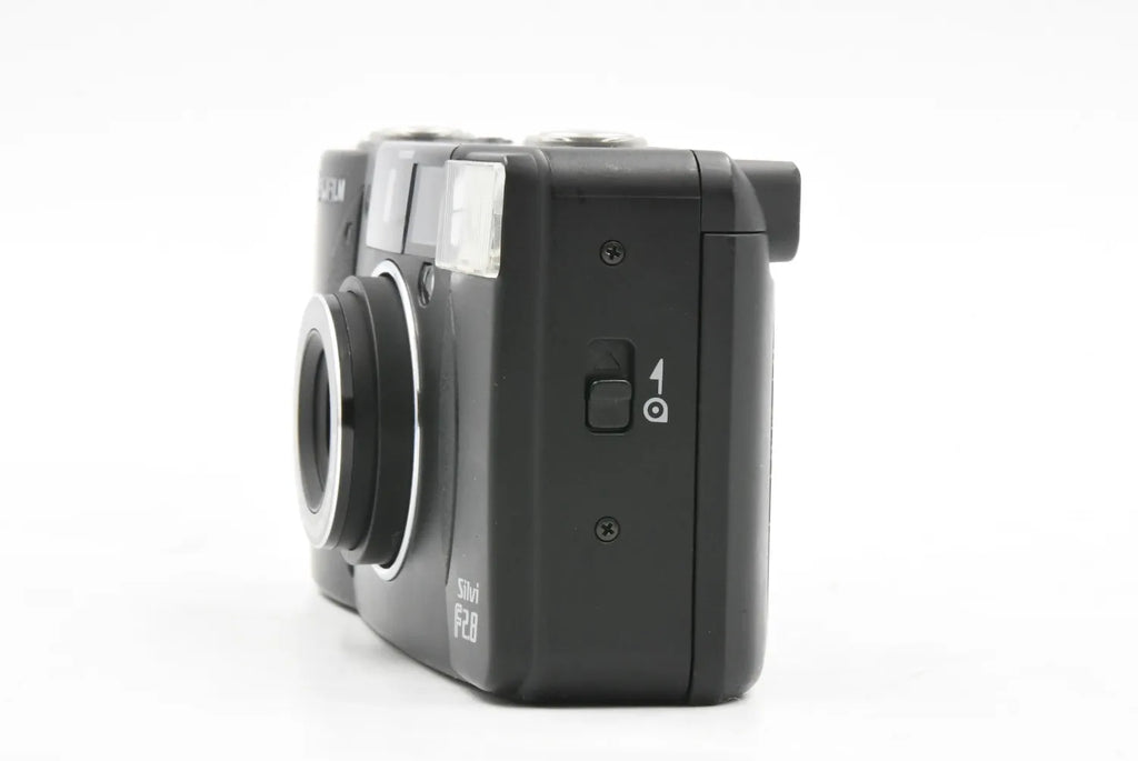 FUJIFILM Silvi F2.8 BLACK SN. 4012748