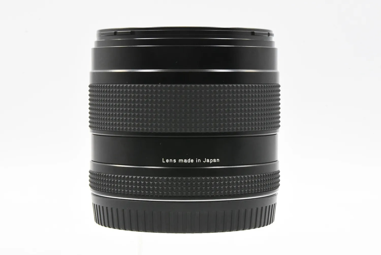 CONTAX Carl Zeiss Planar 80mm F2 T* 645 SN. 10863681 – FILMCAMERA CONTAX Carl Zeiss Planar 80mm F2 T* 645 SN. 10863681 – FILMCAMERA