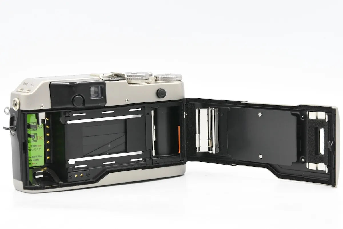 CONTAX G1 Green ROM SN. 031475 – FILMCAMERA TOKYO CONTAX G1 Green ROM SN. 031475 – FILMCAMERA TOKYO