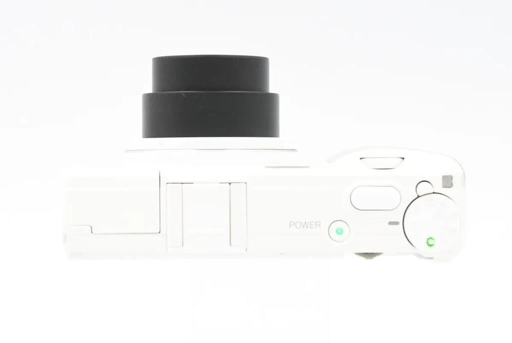 RICOH GR DIGITAL IV White Edition SN. 20104096