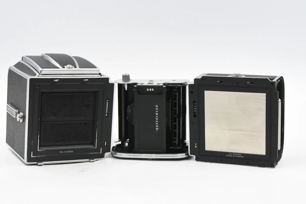 Hasselblad ★500C/M + A12 SN. RU1410252