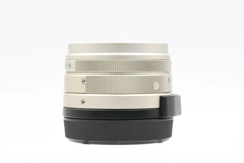 CONTAX Carl Zeiss Planar 45mm F2 T* (G) SN. 7596617