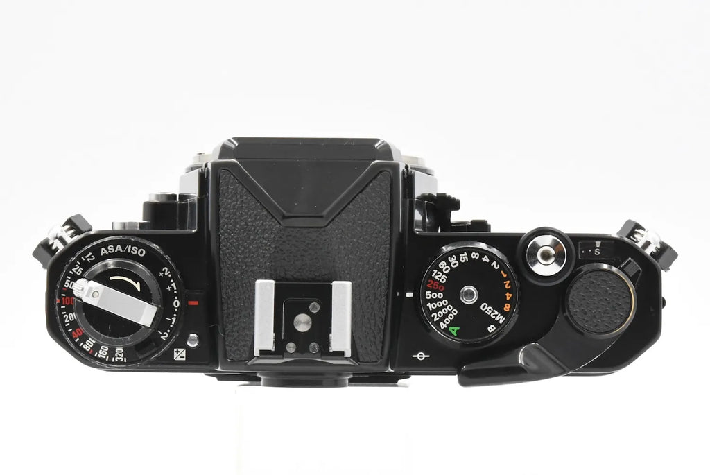 NIKON FE2 Black SN. 2559342