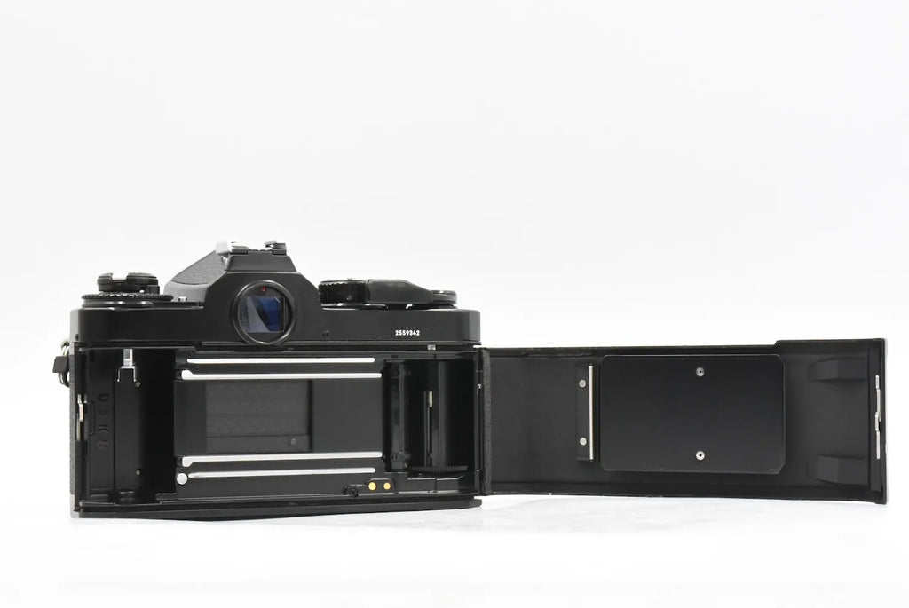 NIKON FE2 Black SN. 2559342