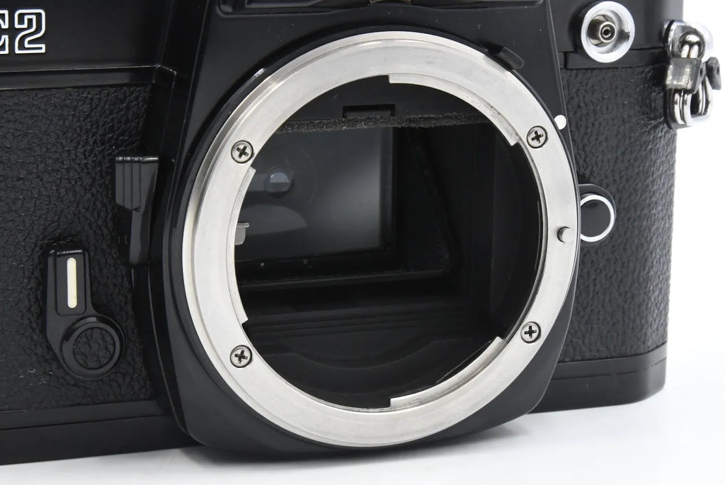 NIKON FE2 Black SN. 2559342