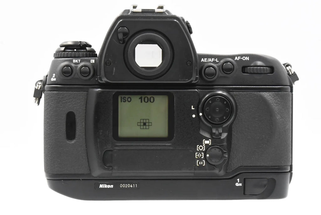 Nikon F6 SN. 0020411