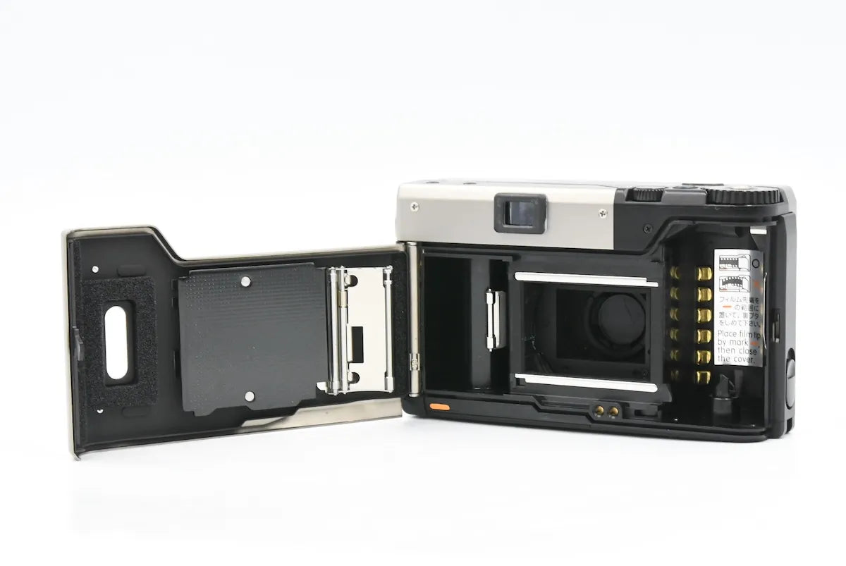 CONTAX T3 Double Teeth SN. 054774 – FILMCAMERA TOKYO CONTAX T3 Double Teeth SN. 054774 – FILMCAMERA TOKYO