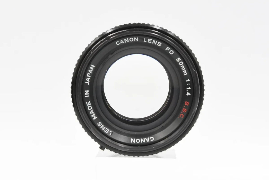 Canon NEW F-1 AE Finder + FD 50mm F1.4 S.S.C. SN. 196031