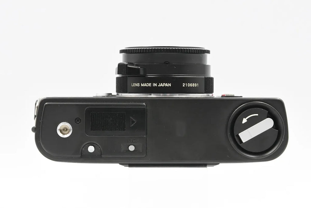 MINOLTA CLE + M-ROKKOR 40mm F2 + Grip SN. 1022693